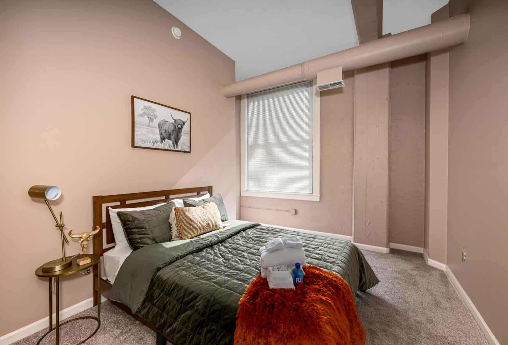2 Bath Prkg+Gym+Sauna Perk Plaza +30 Day Cleveland Exteriér fotografie
