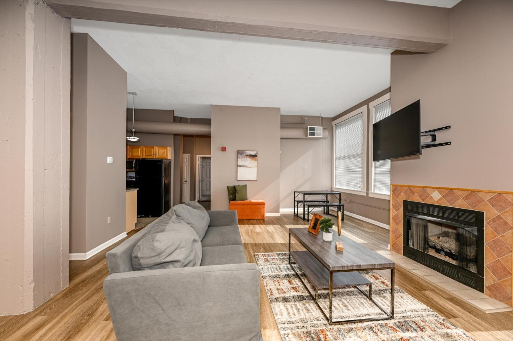 2 Bath Prkg+Gym+Sauna Perk Plaza +30 Day Cleveland Exteriér fotografie