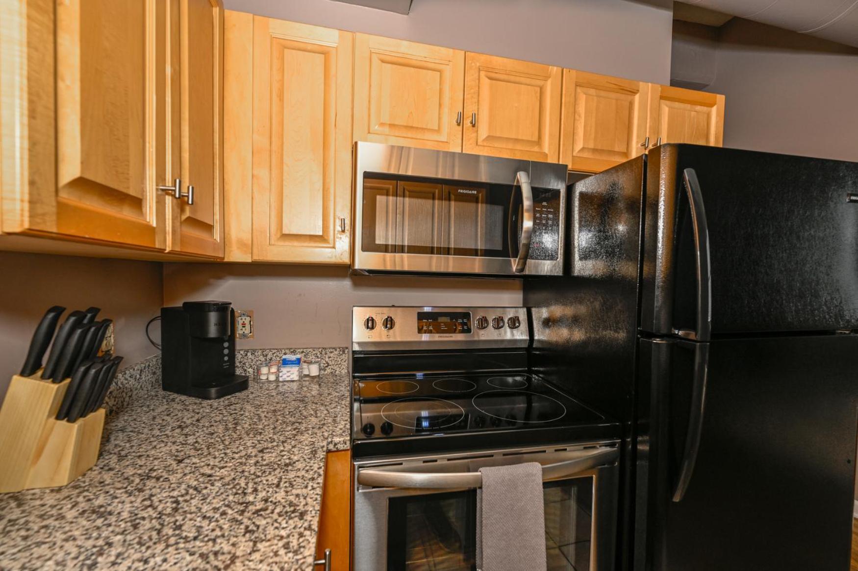 2 Bath Prkg+Gym+Sauna Perk Plaza +30 Day Cleveland Exteriér fotografie